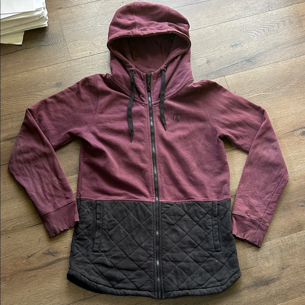Volcom Two-Tone Quilted Zip Hoodie - Maroon and Black !! Medium